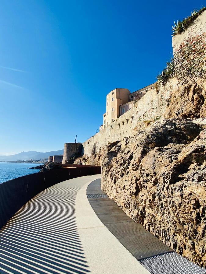 Appartement Casadilonda - Casadibastia - Vue Mer Citadelle Buitenkant foto